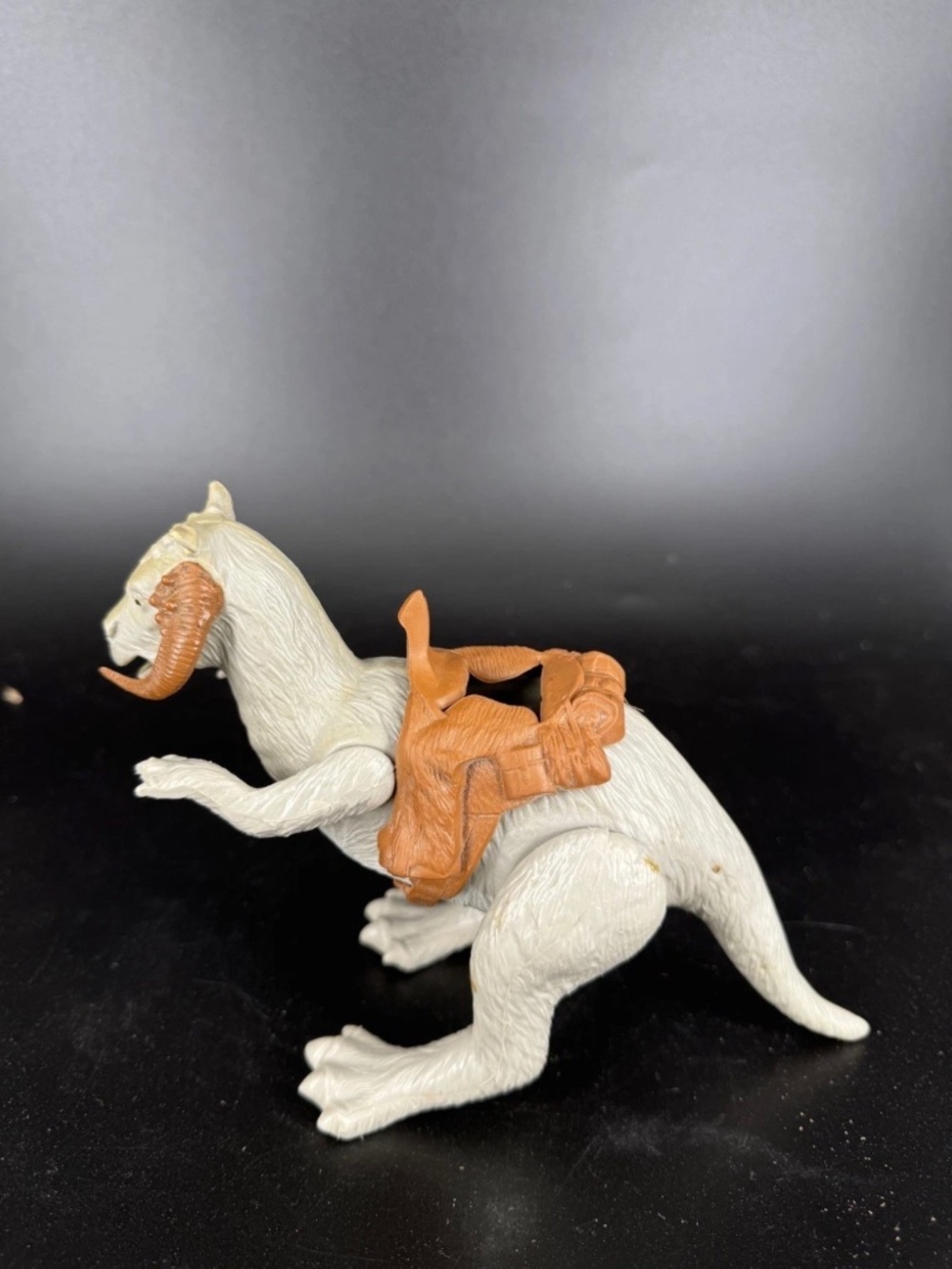 Vintage 1979 Kenner Star Wars Taun Taun Regular with Saddle No Reins Figure